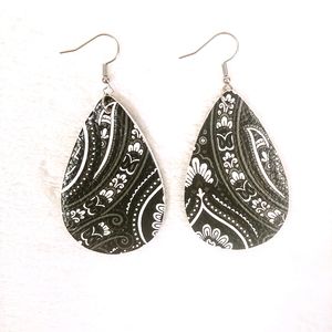 BOGO🎉New✨Stylish Earrings